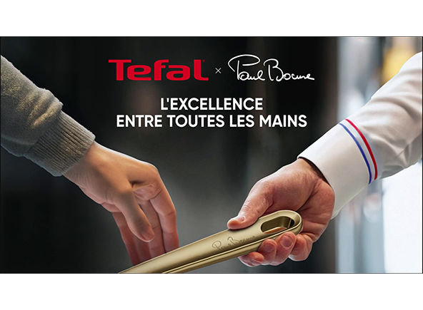 visual reference key, two hands coming together to grasp the golden handle and the Tefal x Bocuse d'Or claim, excellence in every hand